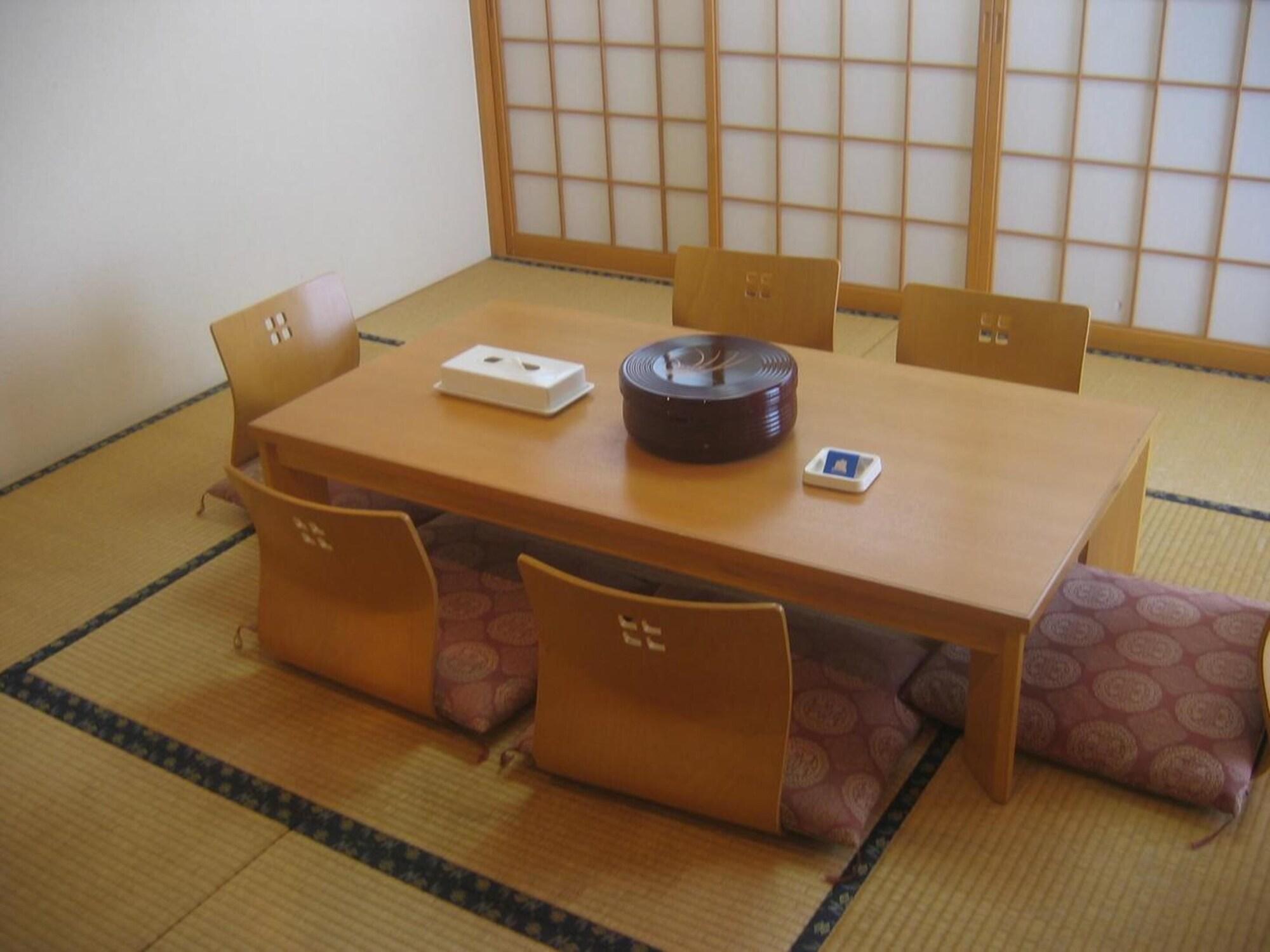 Ryukyu Sun Royal Hotel Наха Экстерьер фото